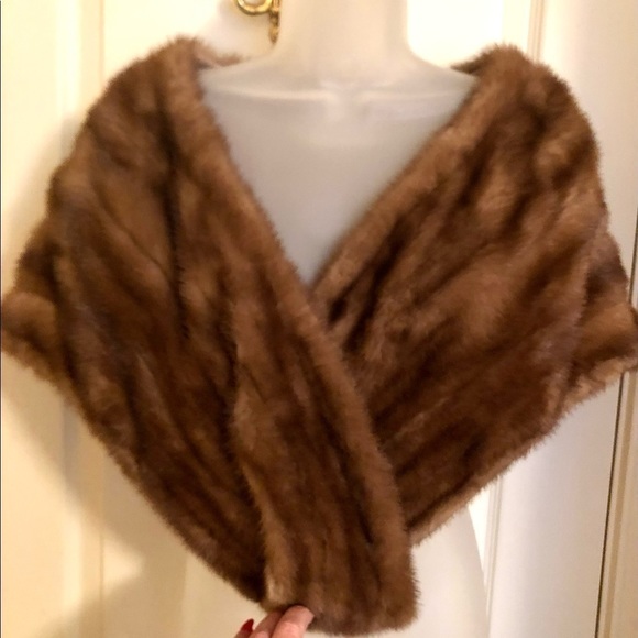 Genuine Mink Stole Pockets Shrug Newly Updated Socialite Chic Luxury Glam - Picture 13 of 15